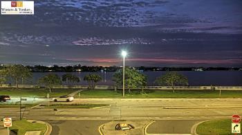 Weather camera view of Winter & Yonker P.A..