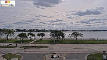 Weather camera view of Winter & Yonker P.A..