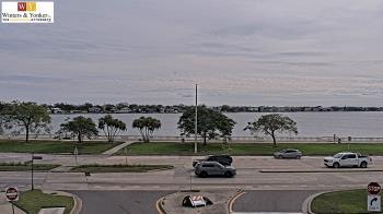 Weather camera view of Winter & Yonker P.A..