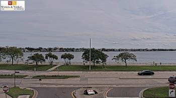 Weather camera view of Winter & Yonker P.A..