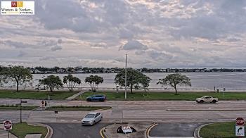 Weather camera view of Winter & Yonker P.A..