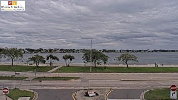 Weather camera view of Winter & Yonker P.A..