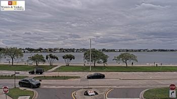 Weather camera view of Winter & Yonker P.A..