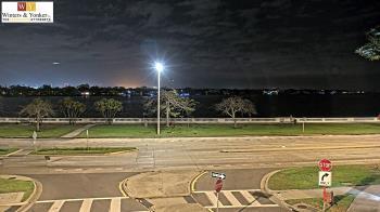 Weather camera view of Winter & Yonker P.A..