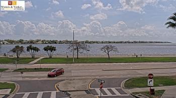 Weather camera view of Winter & Yonker P.A..