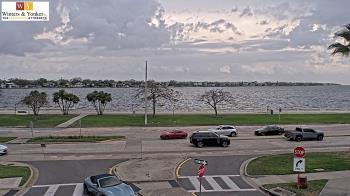 Weather camera view of Winter & Yonker P.A..