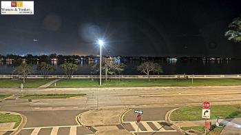 Weather camera view of Winter & Yonker P.A..