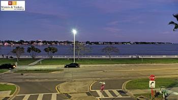 Weather camera view of Winter & Yonker P.A..