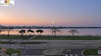 Weather camera view of Winter & Yonker P.A..