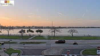 Weather camera view of Winter & Yonker P.A..