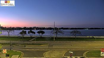 Weather camera view of Winter & Yonker P.A..