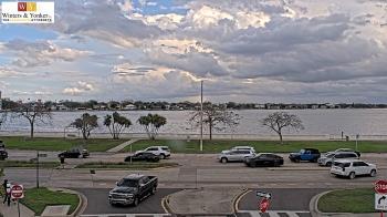 Weather camera view of Winter & Yonker P.A..