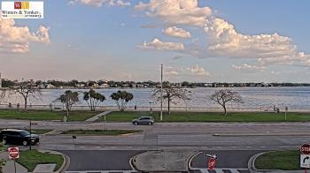 Weather camera view of Winter & Yonker P.A..