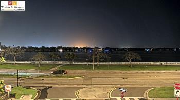 Weather camera view of Winter & Yonker P.A..