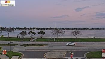 Weather camera view of Winter & Yonker P.A..