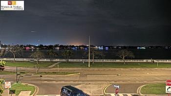 Weather camera view of Winter & Yonker P.A..