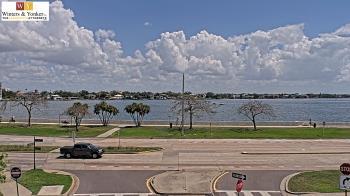 Weather camera view of Winter & Yonker P.A..