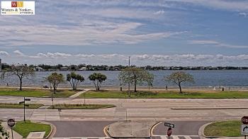 Weather camera view of Winter & Yonker P.A..