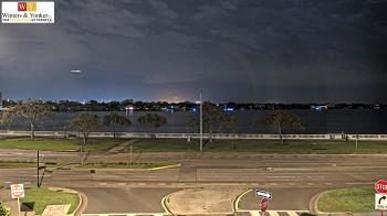 Weather camera view of Winter & Yonker P.A..