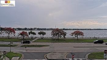 Weather camera view of Winter & Yonker P.A..