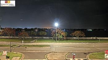 Weather camera view of Winter & Yonker P.A..