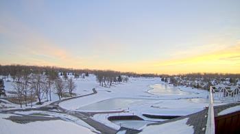 Weather camera view of The Royal Fox Country Club.