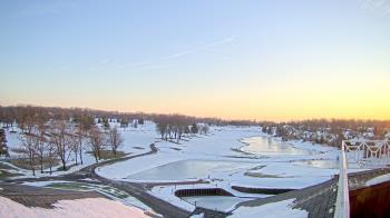 Weather camera view of The Royal Fox Country Club.