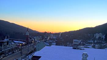 Weather camera view of Line Mountain ES Trevorton.