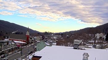 Weather camera view of Line Mountain ES Trevorton.