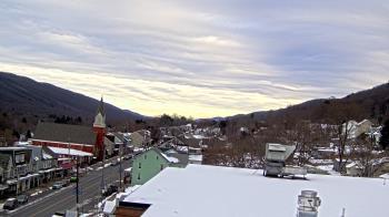 Weather camera view of Line Mountain ES Trevorton.