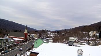 Weather camera view of Line Mountain ES Trevorton.