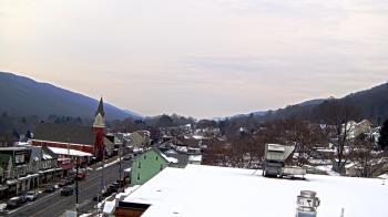 Weather camera view of Line Mountain ES Trevorton.