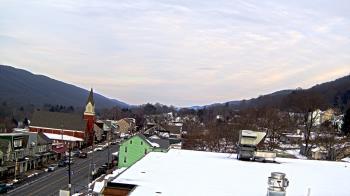 Weather camera view of Line Mountain ES Trevorton.