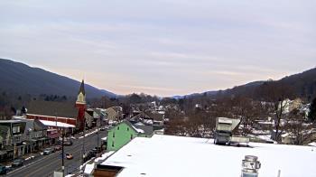 Weather camera view of Line Mountain ES Trevorton.