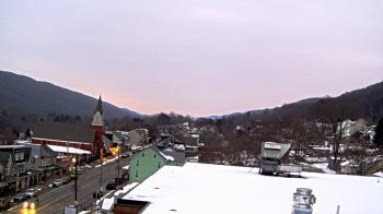 Weather camera view of Line Mountain ES Trevorton.