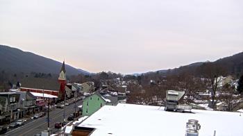 Weather camera view of Line Mountain ES Trevorton.