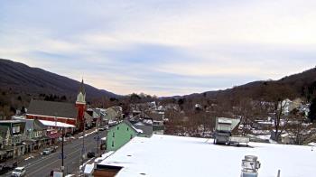 Weather camera view of Line Mountain ES Trevorton.