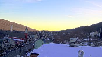 Weather camera view of Line Mountain ES Trevorton.