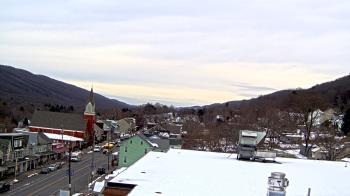 Weather camera view of Line Mountain ES Trevorton.