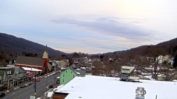 Weather camera view of Line Mountain ES Trevorton.