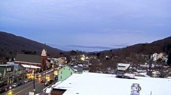 Weather camera view of Line Mountain ES Trevorton.