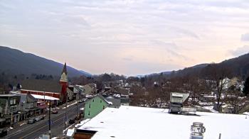 Weather camera view of Line Mountain ES Trevorton.