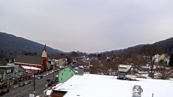 Weather camera view of Line Mountain ES Trevorton.