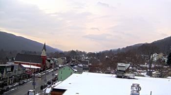 Weather camera view of Line Mountain ES Trevorton.