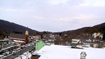 Weather camera view of Line Mountain ES Trevorton.