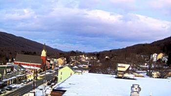 Weather camera view of Line Mountain ES Trevorton.