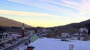 Weather camera view of Line Mountain ES Trevorton.
