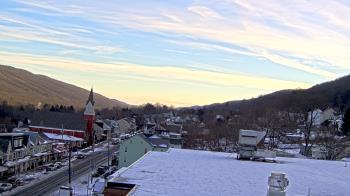 Weather camera view of Line Mountain ES Trevorton.