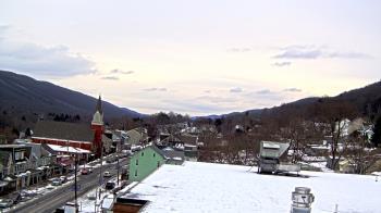 Weather camera view of Line Mountain ES Trevorton.