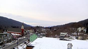 Weather camera view of Line Mountain ES Trevorton.